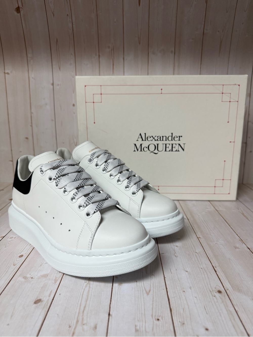 Alexander McQueen Oversized Leather Sneaker White/Black Sz 39.5 / 9.5